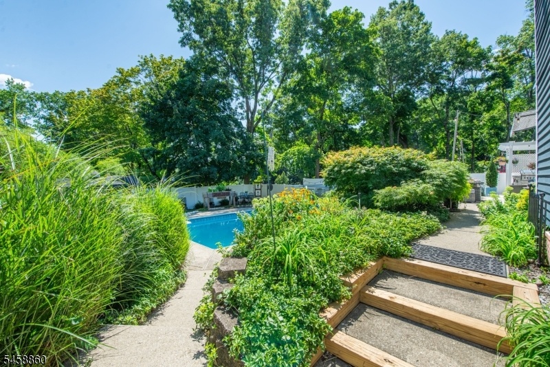 Mature Gardens