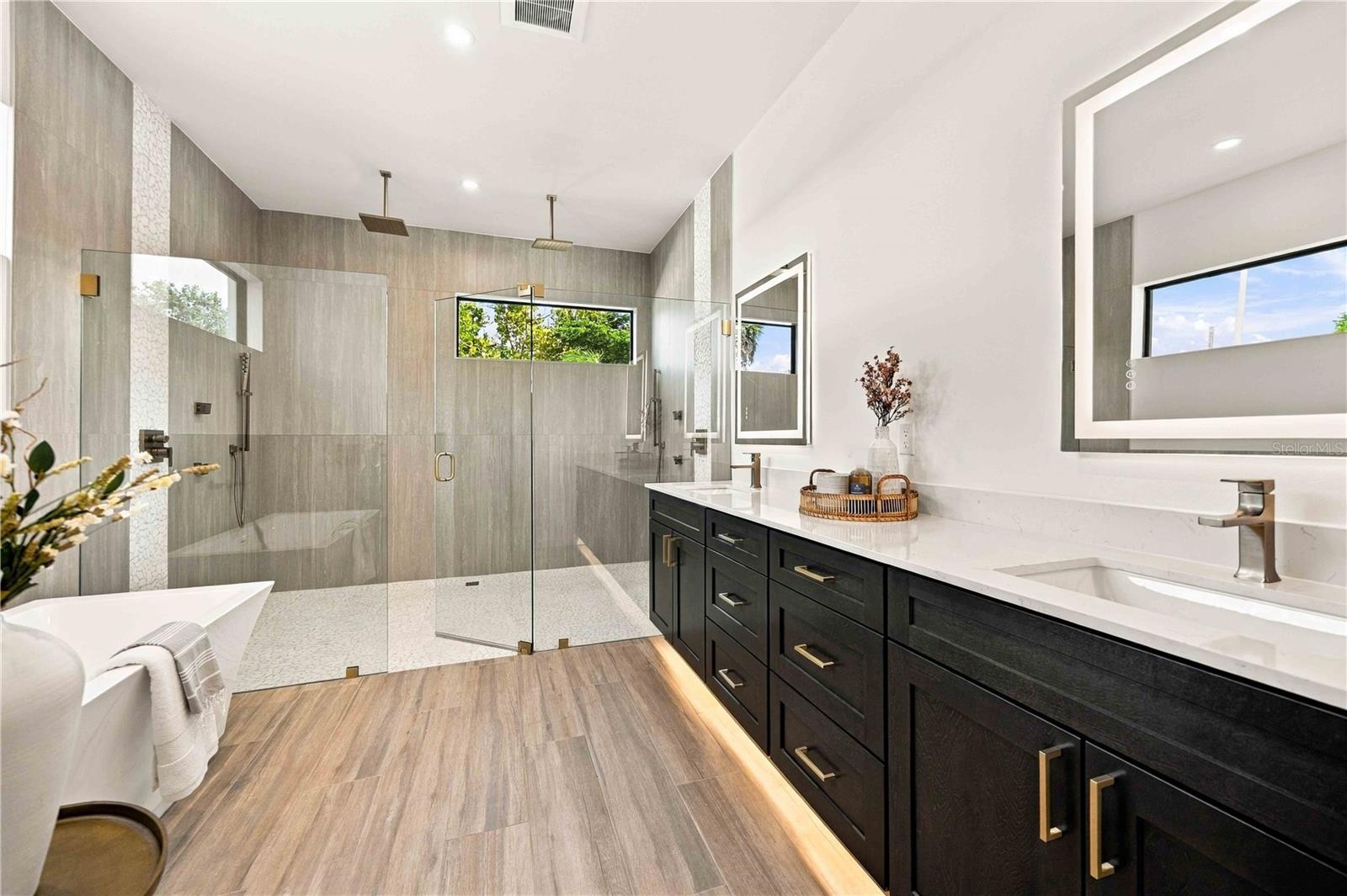 Primary ensuite Bathroom (#1)