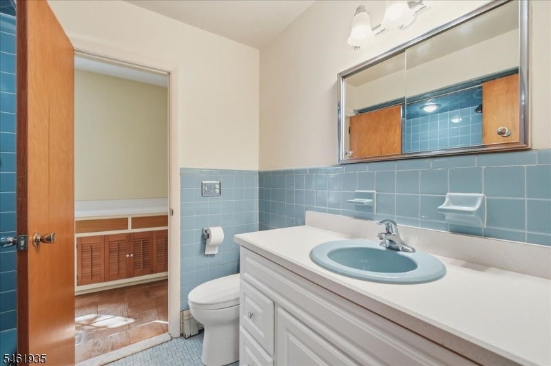 Main Bath