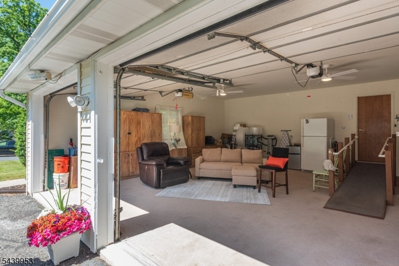 Finished-Heated 2 CAR GARAGE