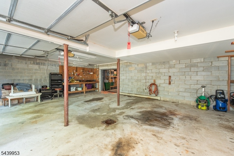 2 Car Heated GARAGE