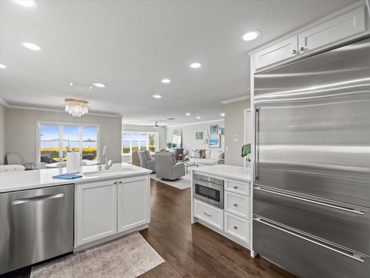 Modern open Kitchen