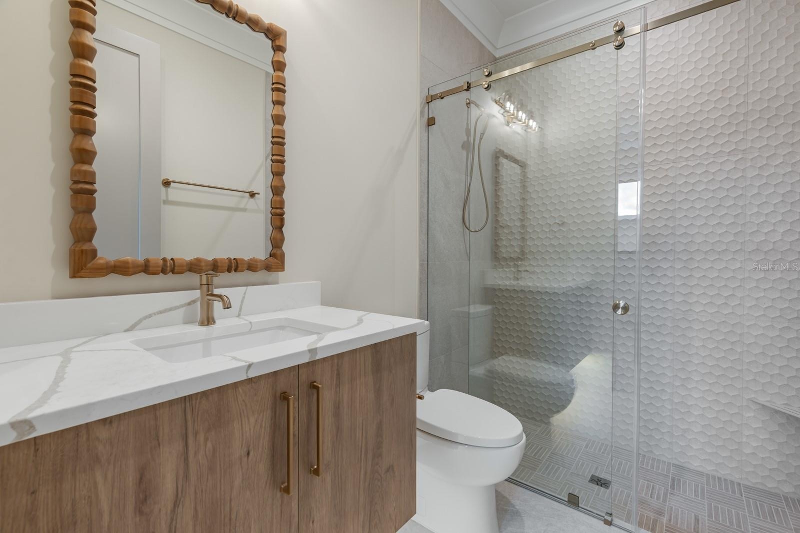 Bedroom 3 - Ensuite Bath