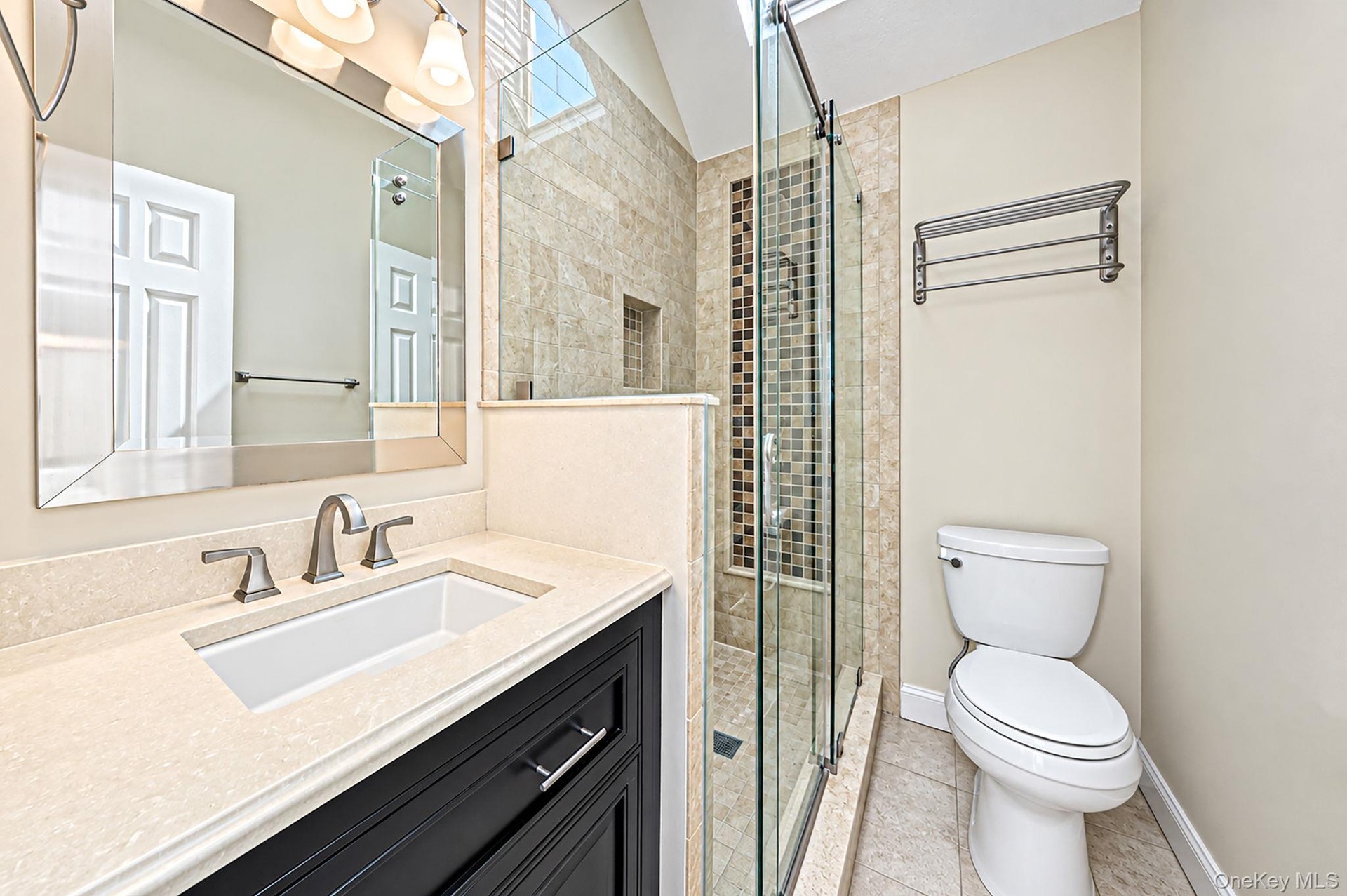Second Full Bathroom