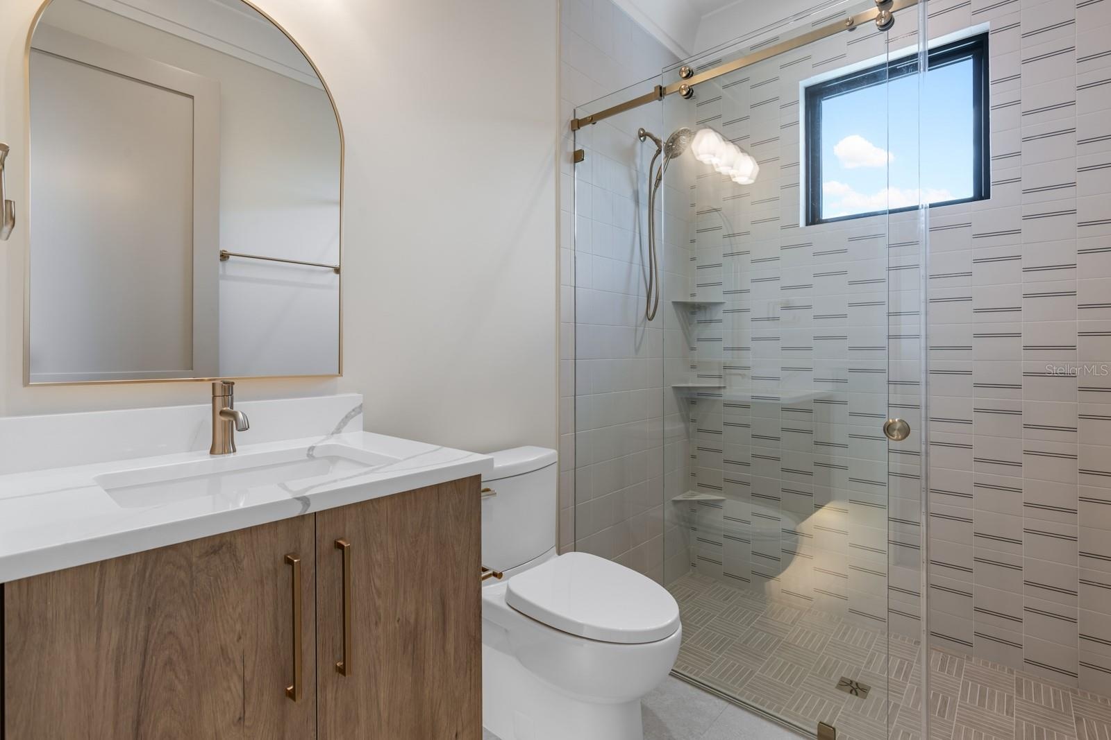 Bedroom 2 - Ensuite Bath