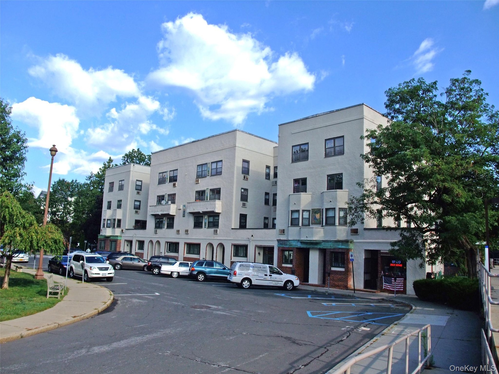 6 - 16 Studio Arcade