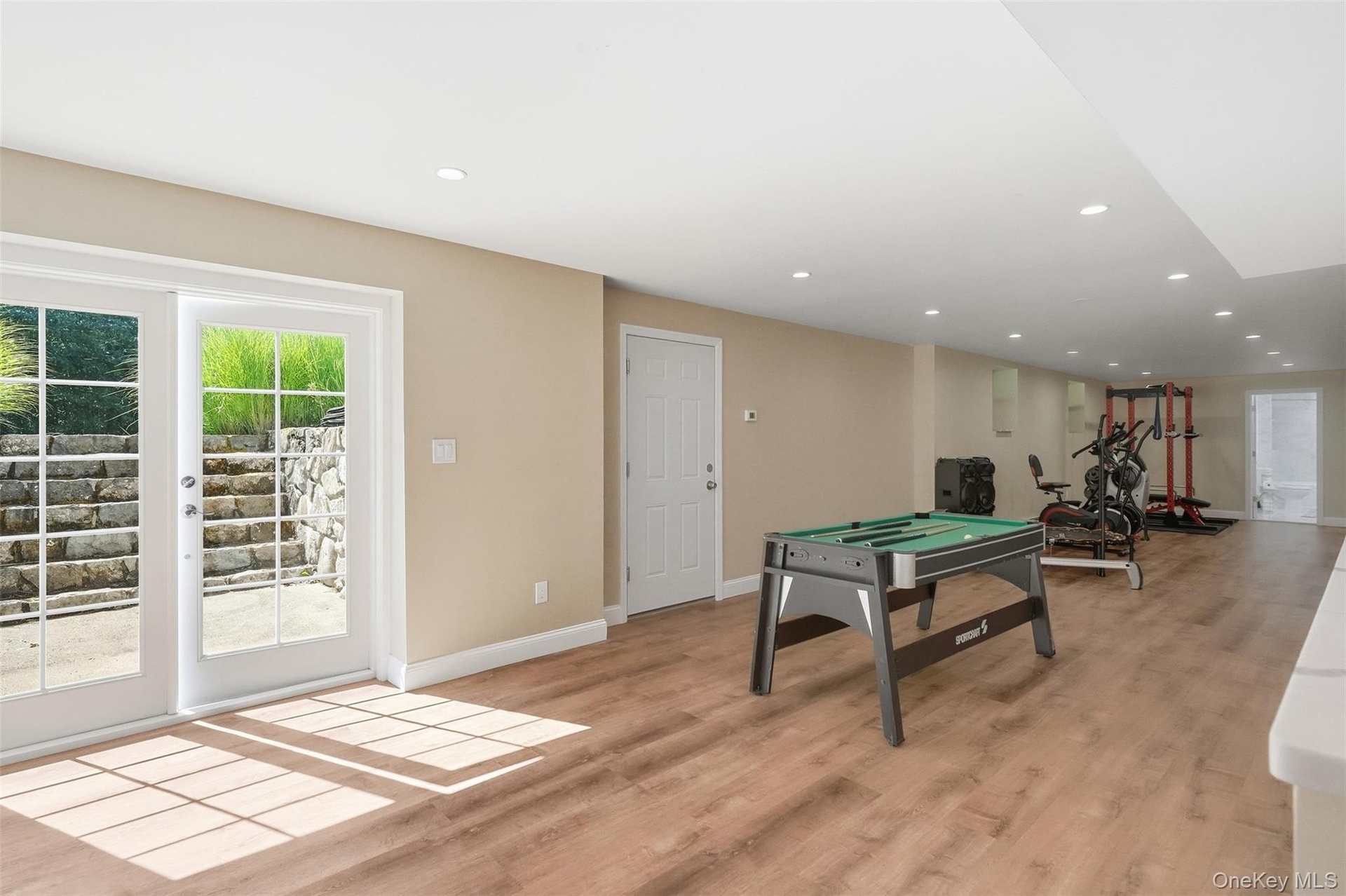 Finished basement with walk-out access