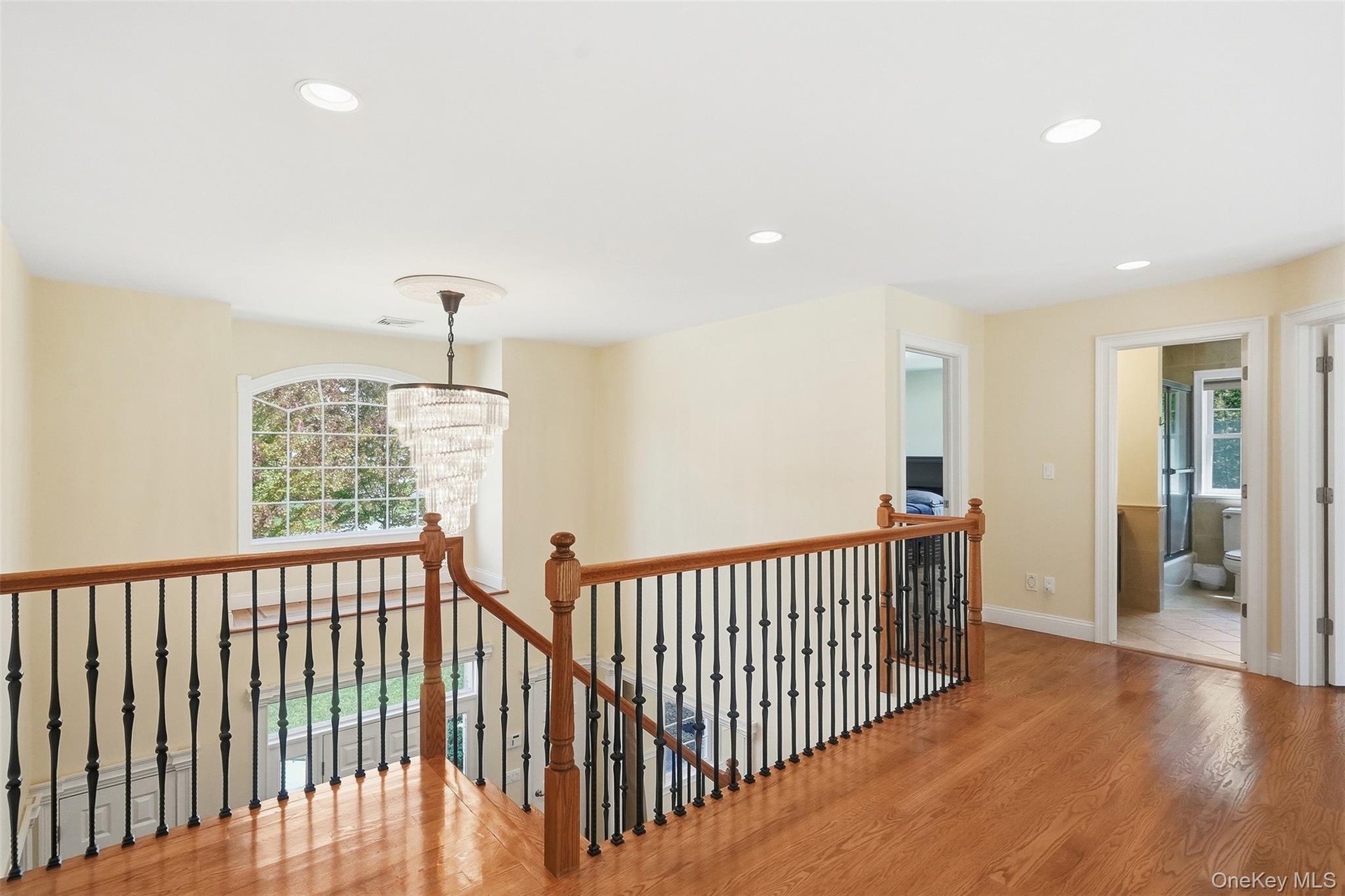 Open walkway leading to bedrooms