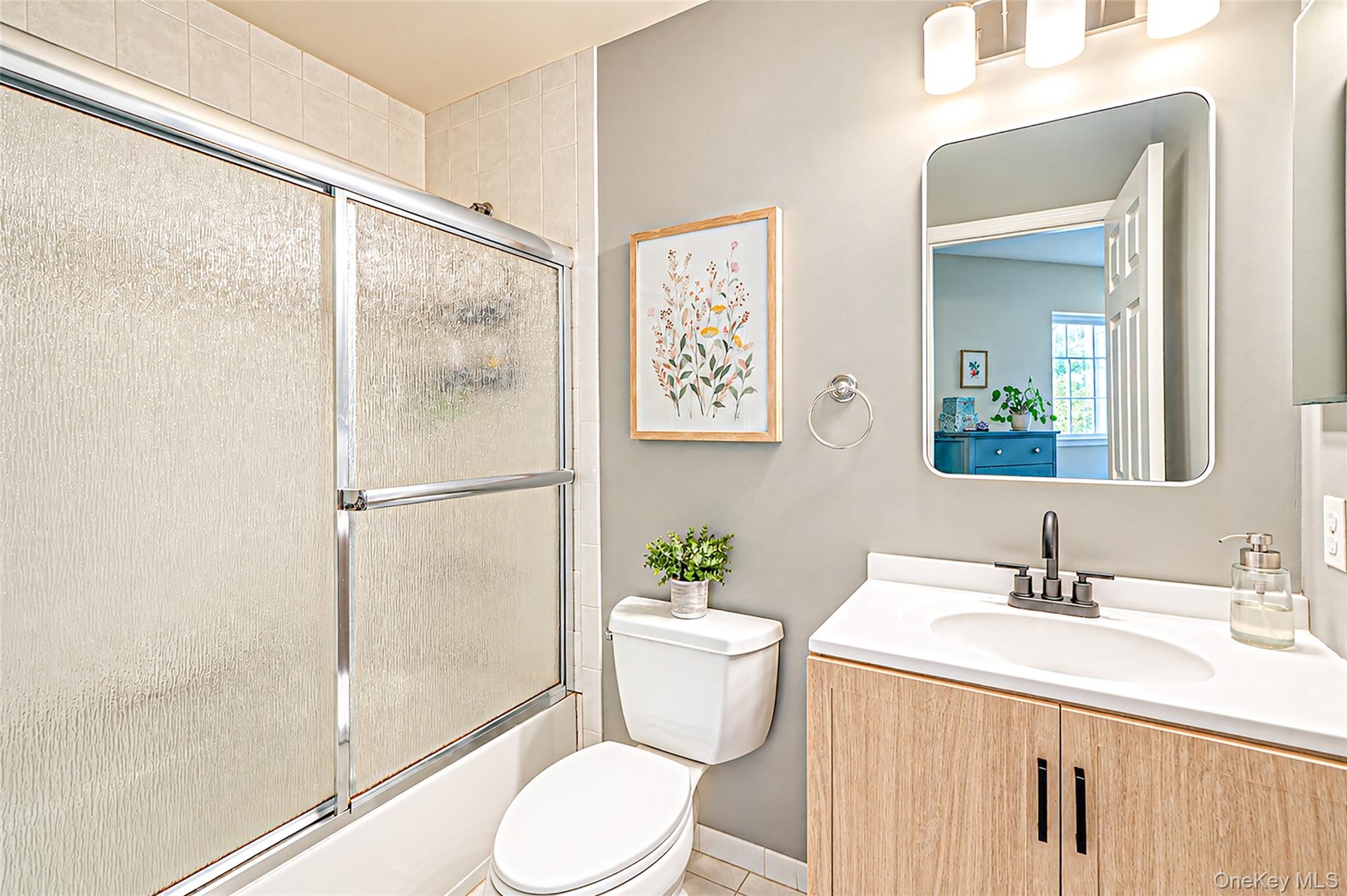 Full bathroom