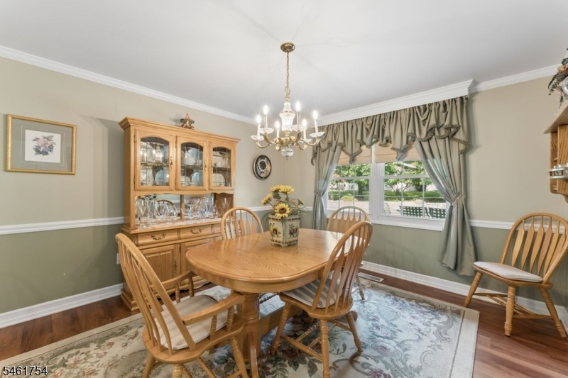 Formal dining room