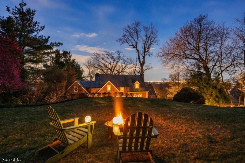 Upper tier flat lot