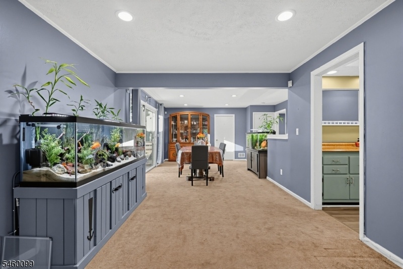 Dining & Family Room