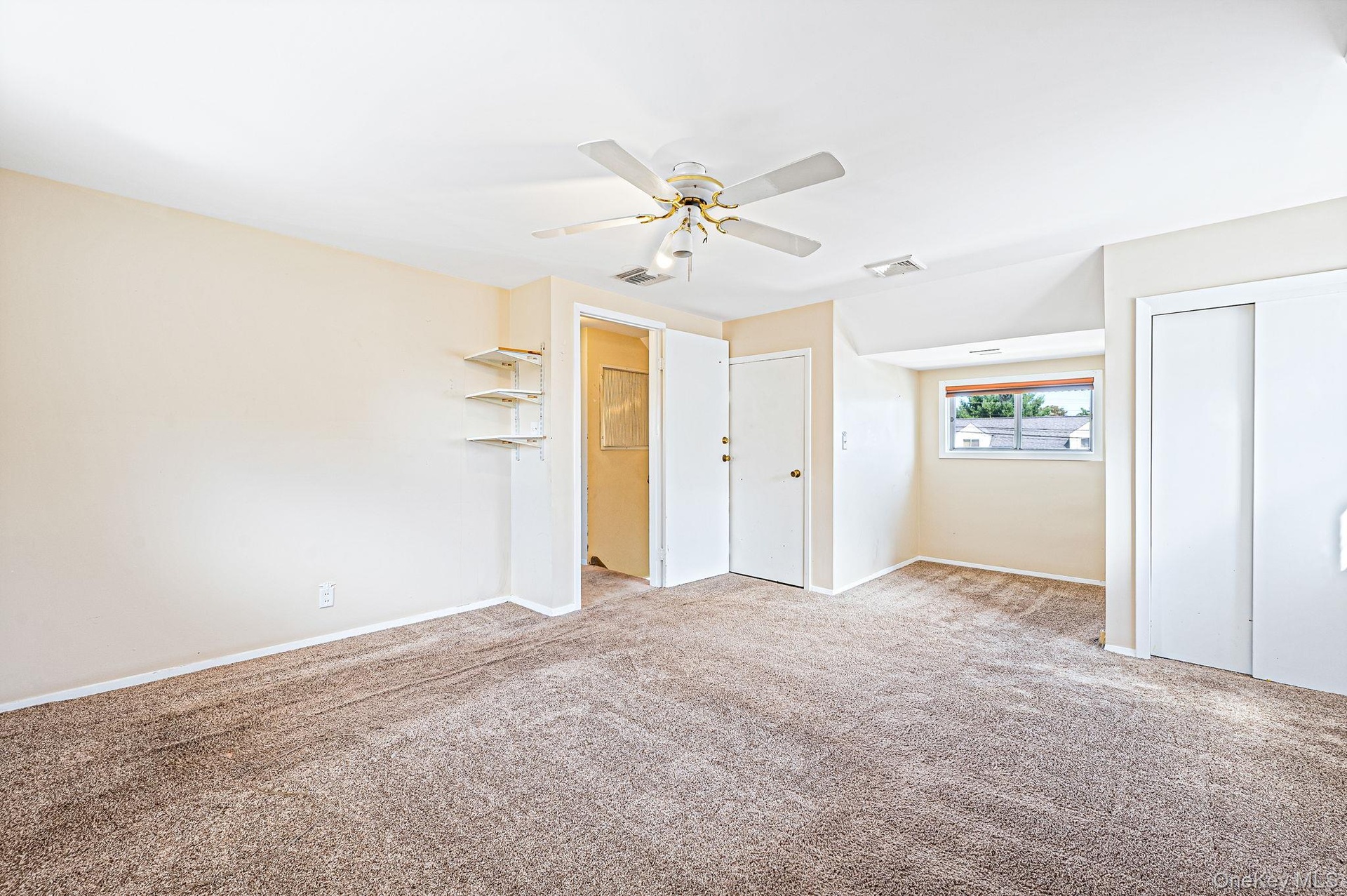 BR 3 with 2 Large Closets