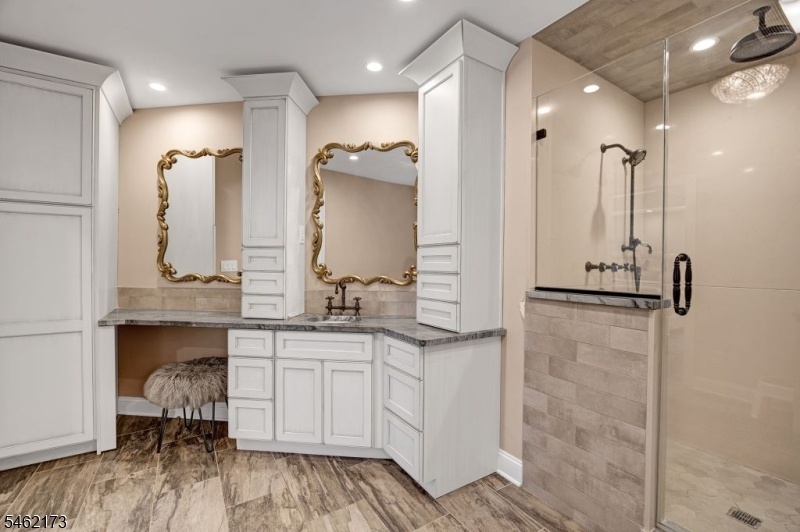 Ensuite Bath