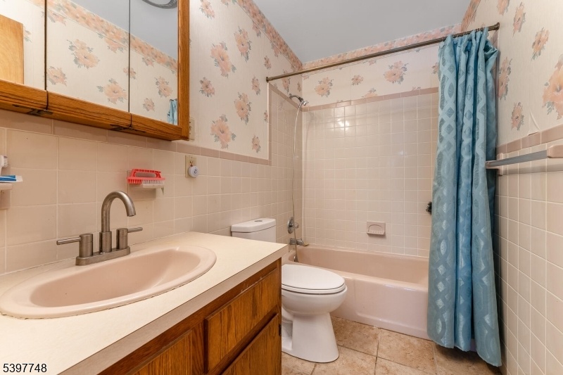 Full bath