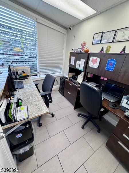 Recepcionist Office