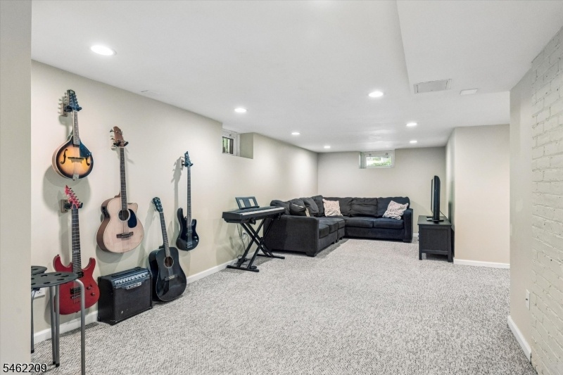 Lower-level recreation room