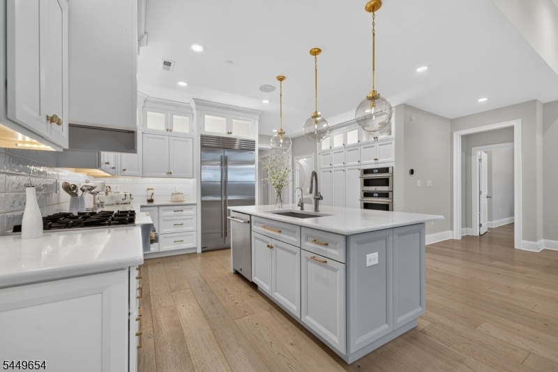 Kitchen Center Island