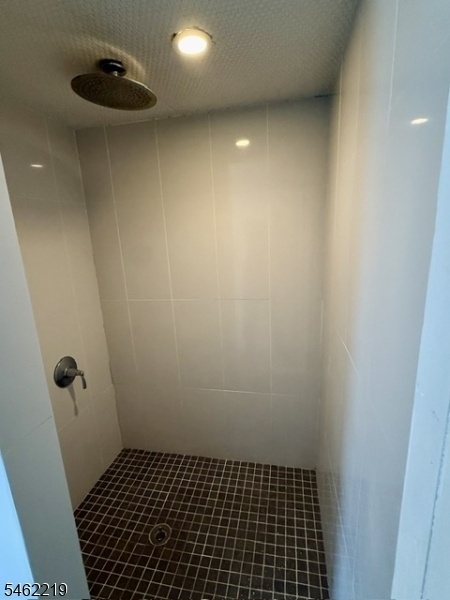 Principle Bath Cust Shower