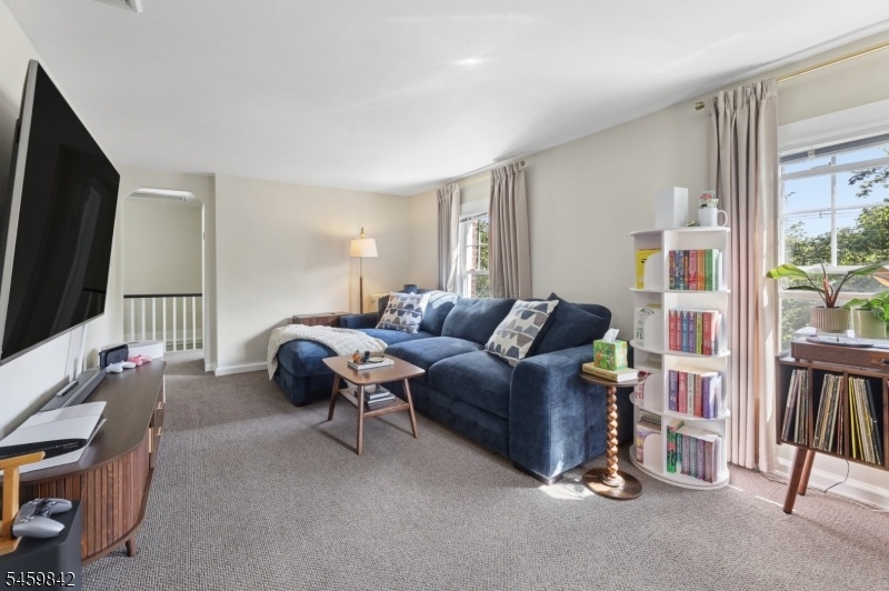 2nd flr Living Rm