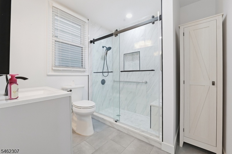 Unit 1 - Bathroom