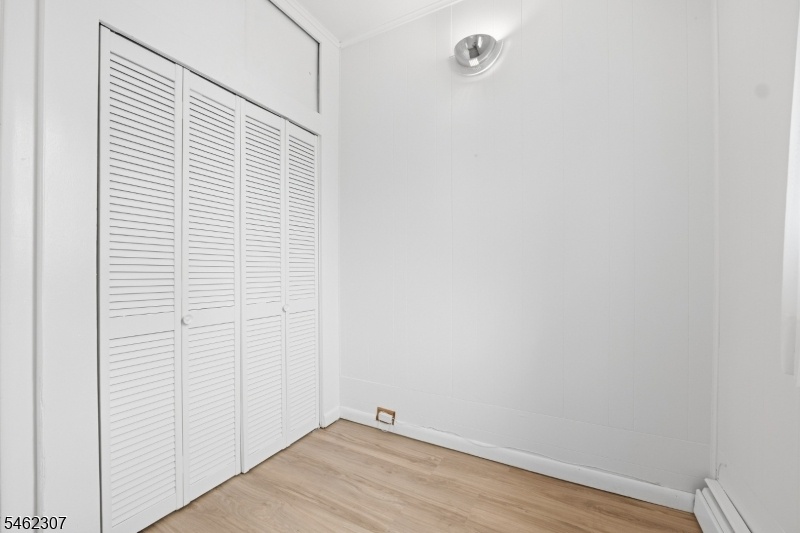 Unit 2 - Bonus Bed/Office