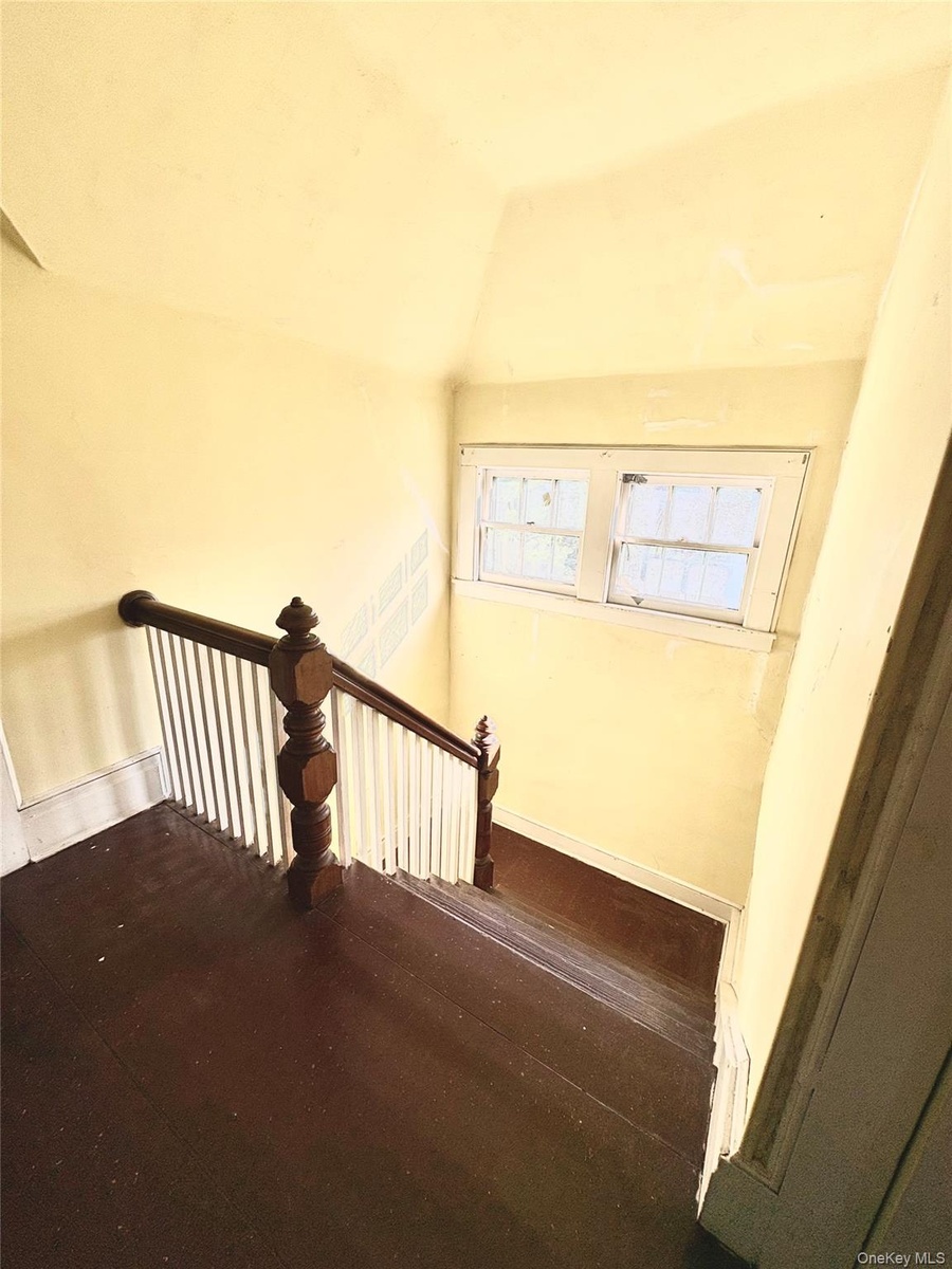 3rd Floor Staircase with 45" wide steps