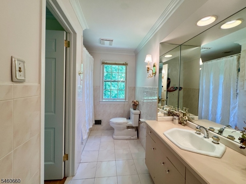 Main Bath