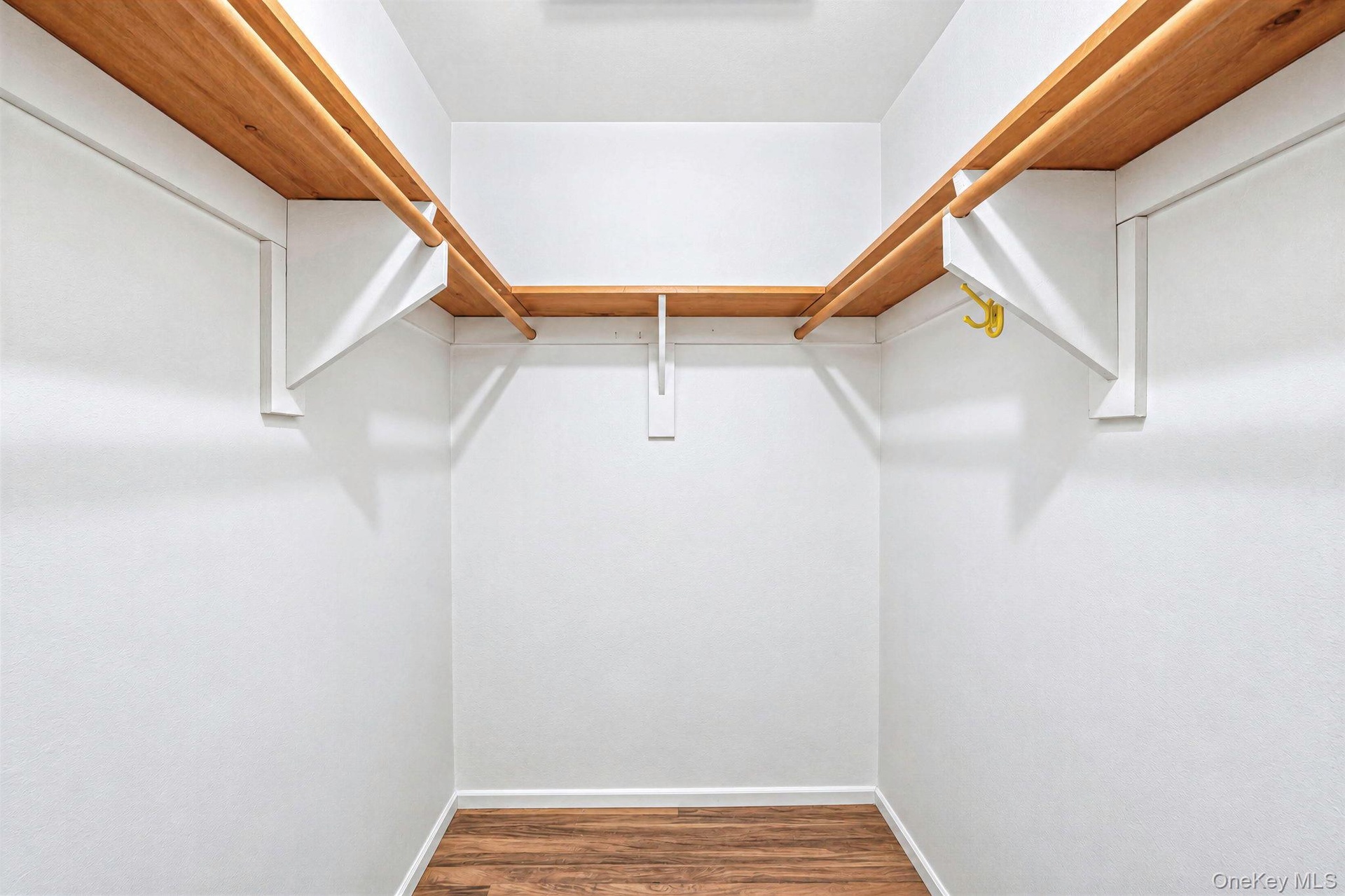 Primary bedroom WIC