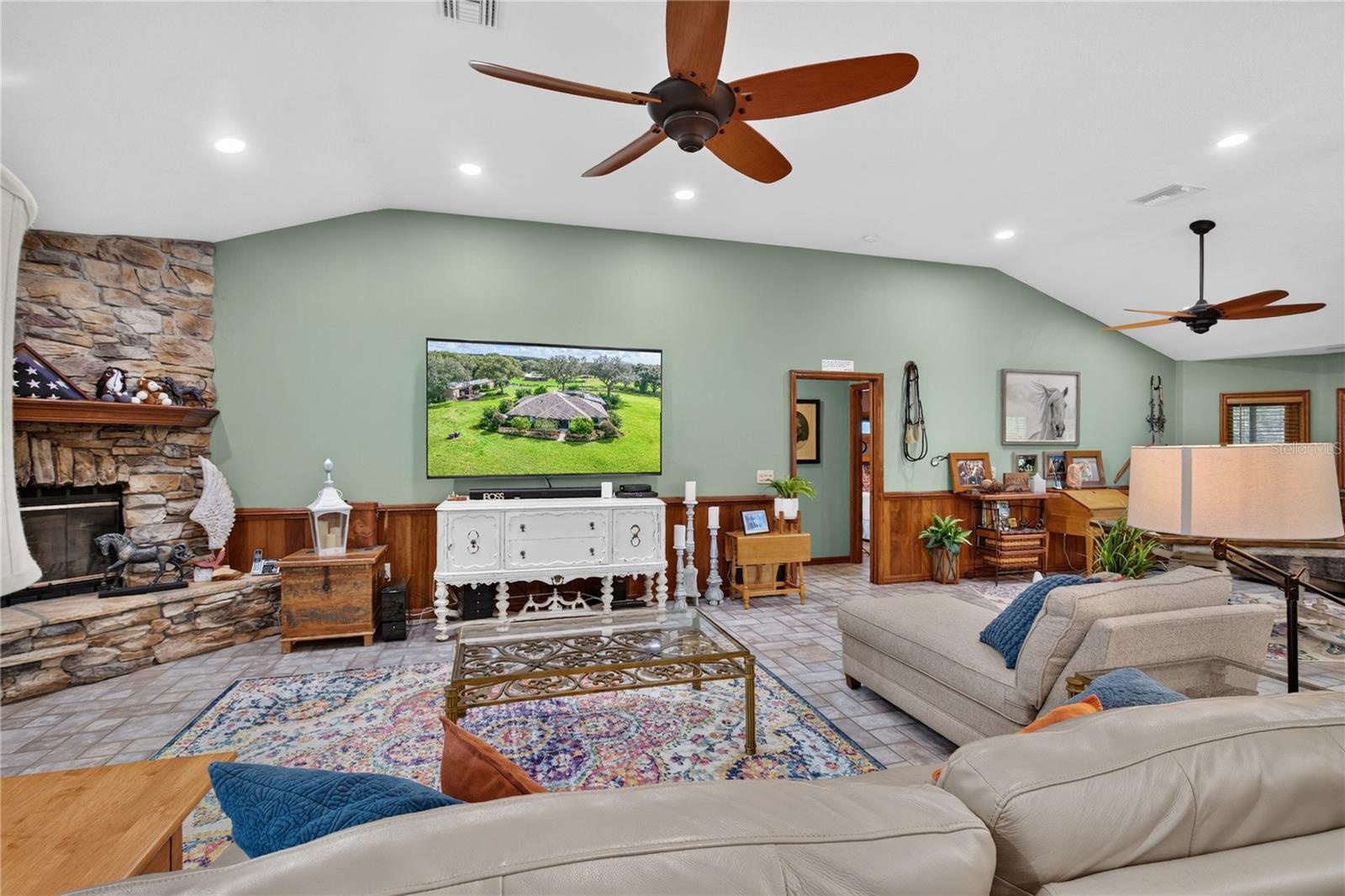 living room / fire place