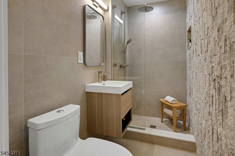 Elegant bath 3