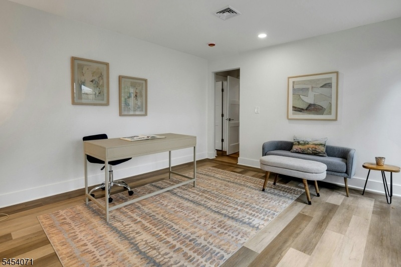 Adjacent to full bath