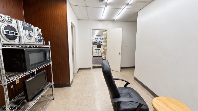 Back Room - Retail Space