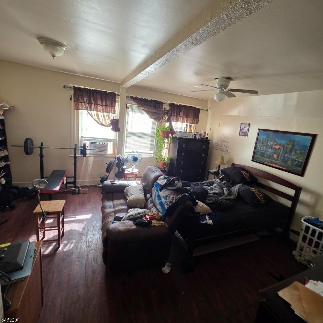 3rd fl livingroom