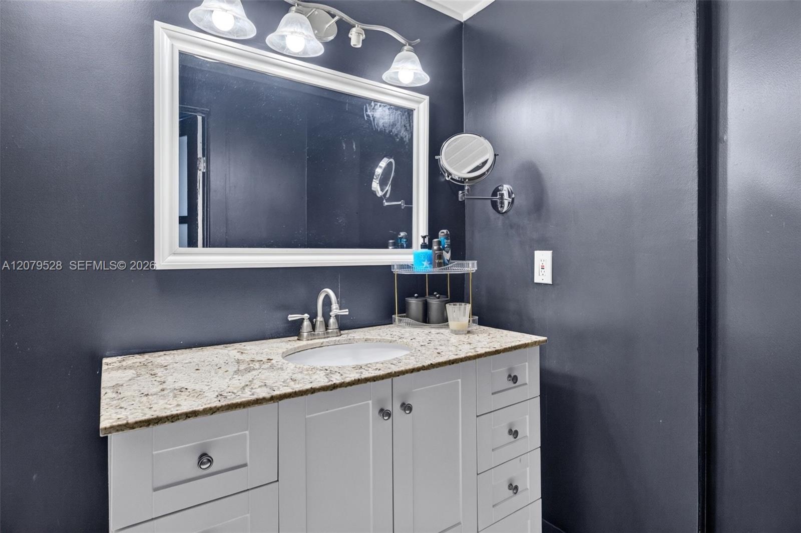 Guest Bathroom w/in Bedroom 4 area. Guest Bathroom w/in Bedroom 4 area w/ beautiful updated bathroom, tub/shower combo