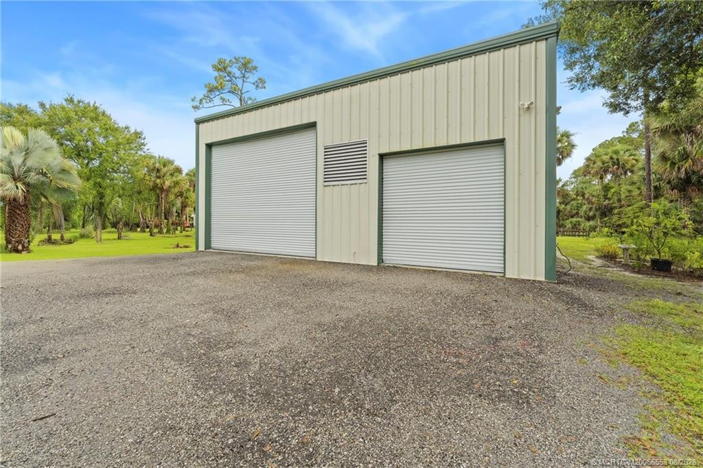 40x40 metal building with 15x40 rear lean-to.