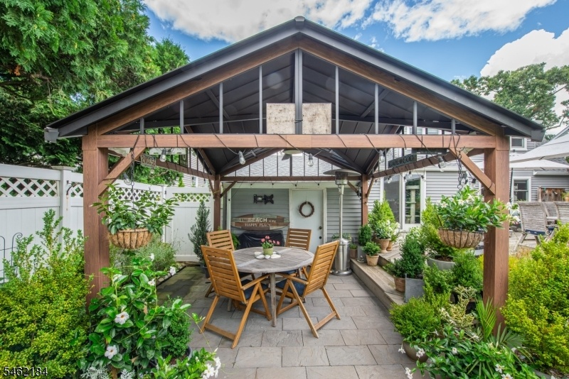 Pergola