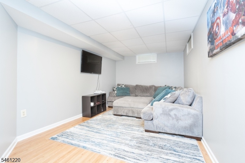 FINISHED BASEMENT TV ROOM