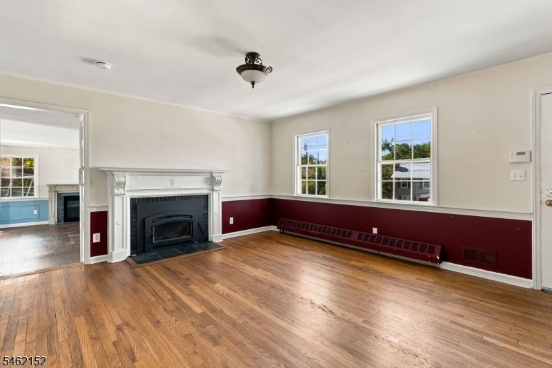 Entrance / Dining Room