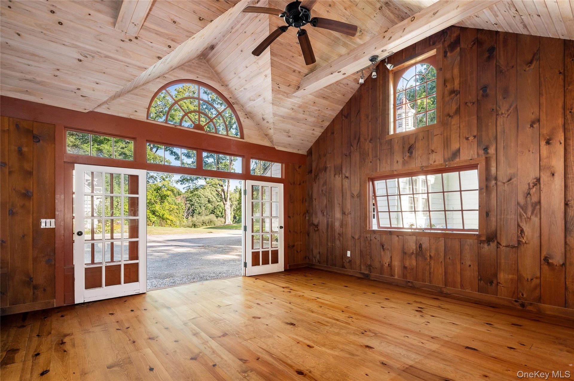 Carriage house