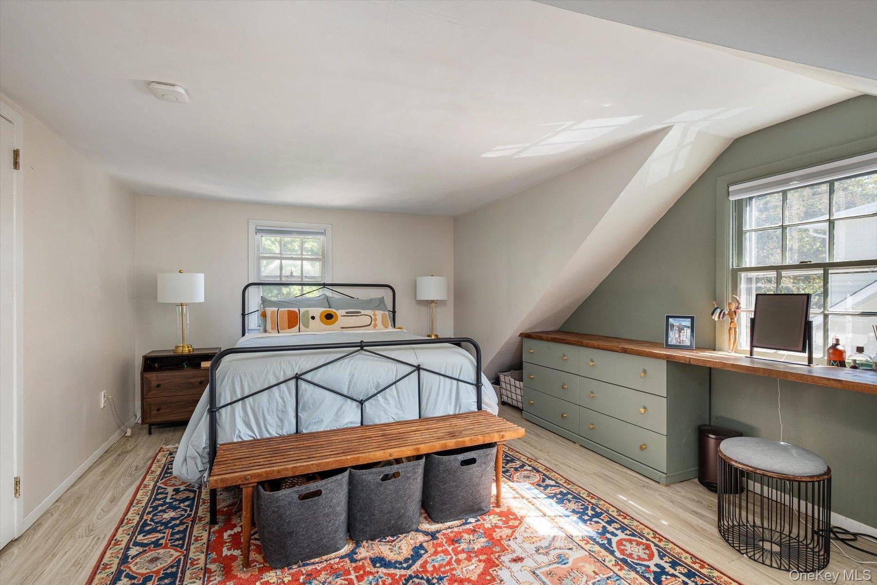 Upstairs bedroom.
