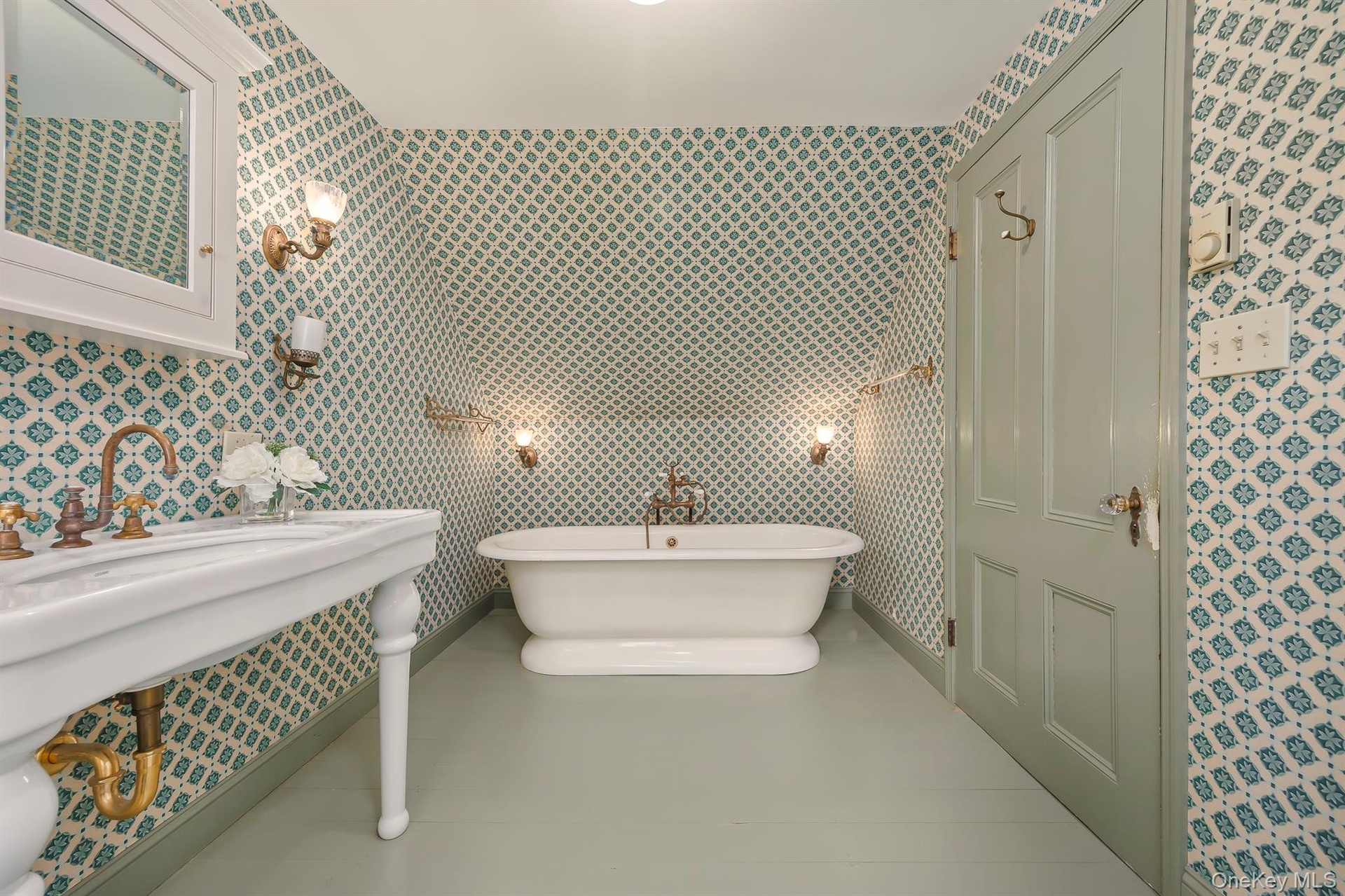 Primary Bath with Soaking Tub
