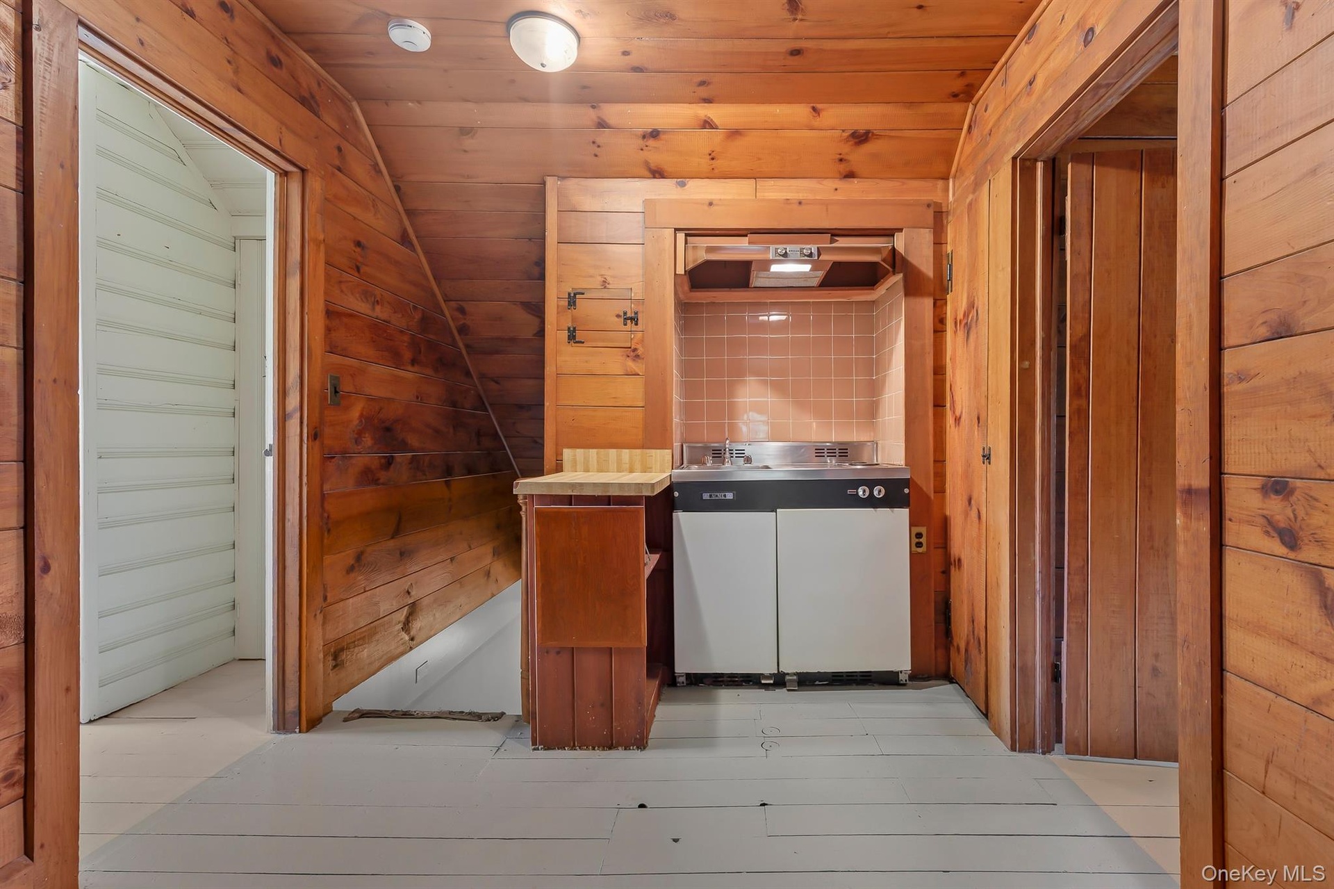 Third Floor Kitchenette