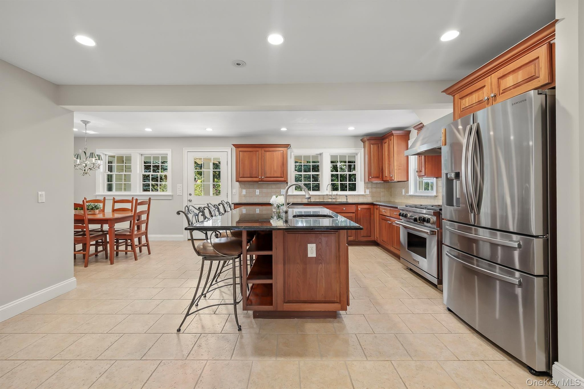 Large Chef's Kitchen with Pantry and Laundry