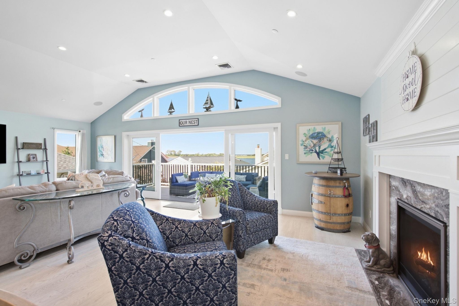 Gas fireplace