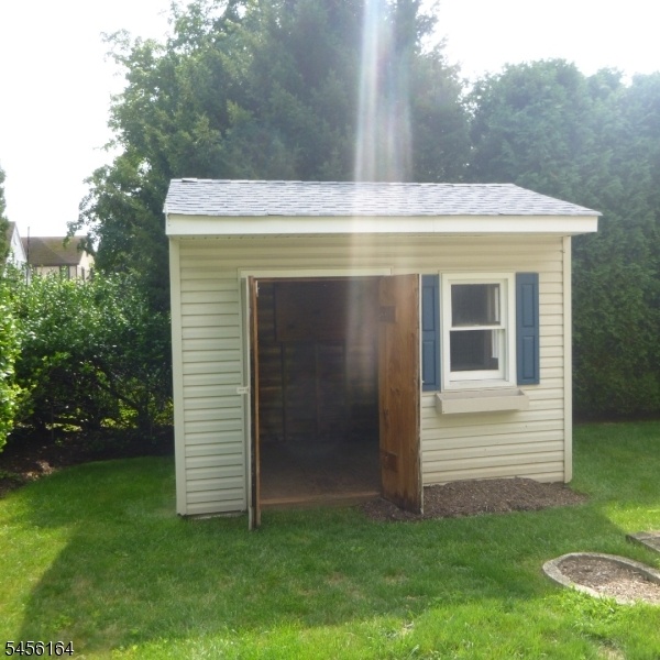 Shed