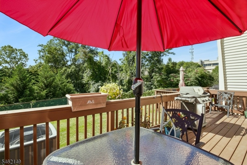 Beautiful deck