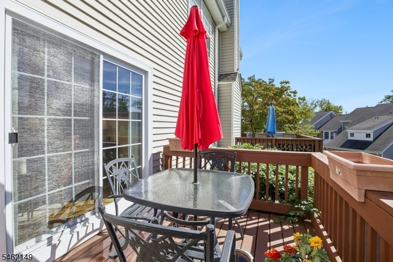 Oversize deck