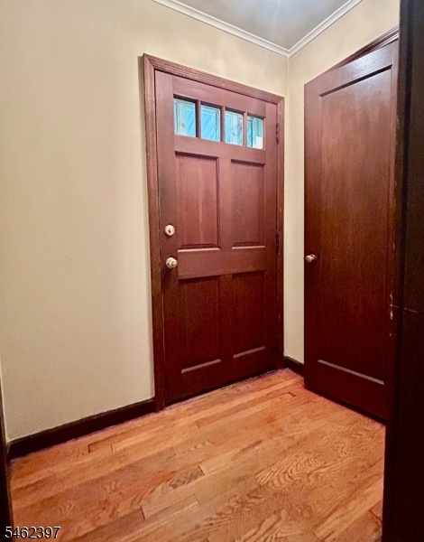 Foyer with coat closet
