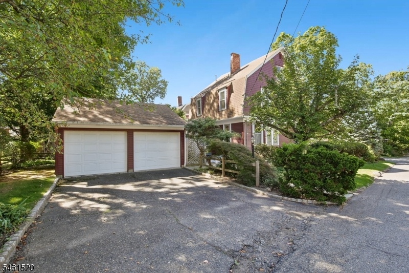 2 car garage